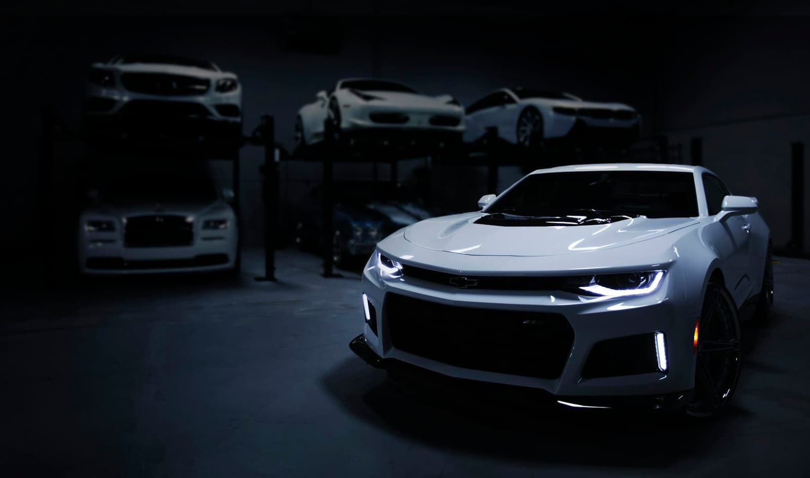 Car dealership row